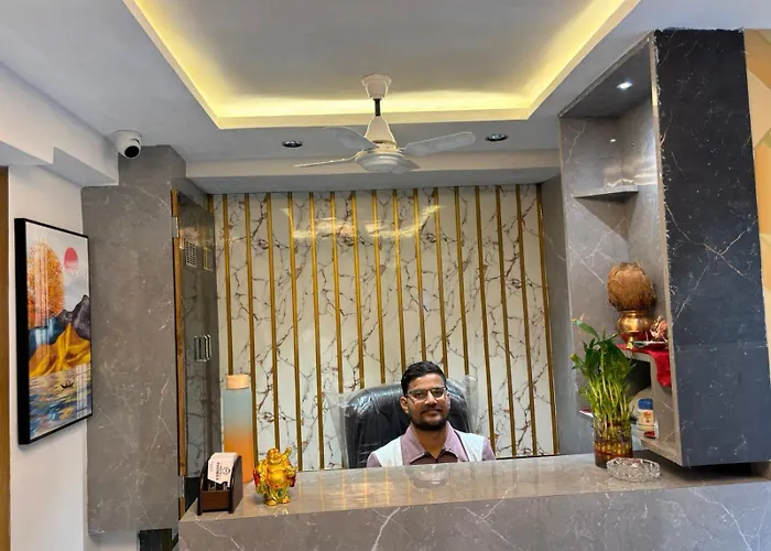 Hotel Phoniex Ahmedabad